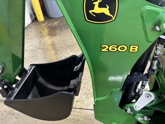 New In-Stock 2024 John Deere 1025R Compact Utility Tractors at Koenig Equipment in Botkins, OH - Photo9