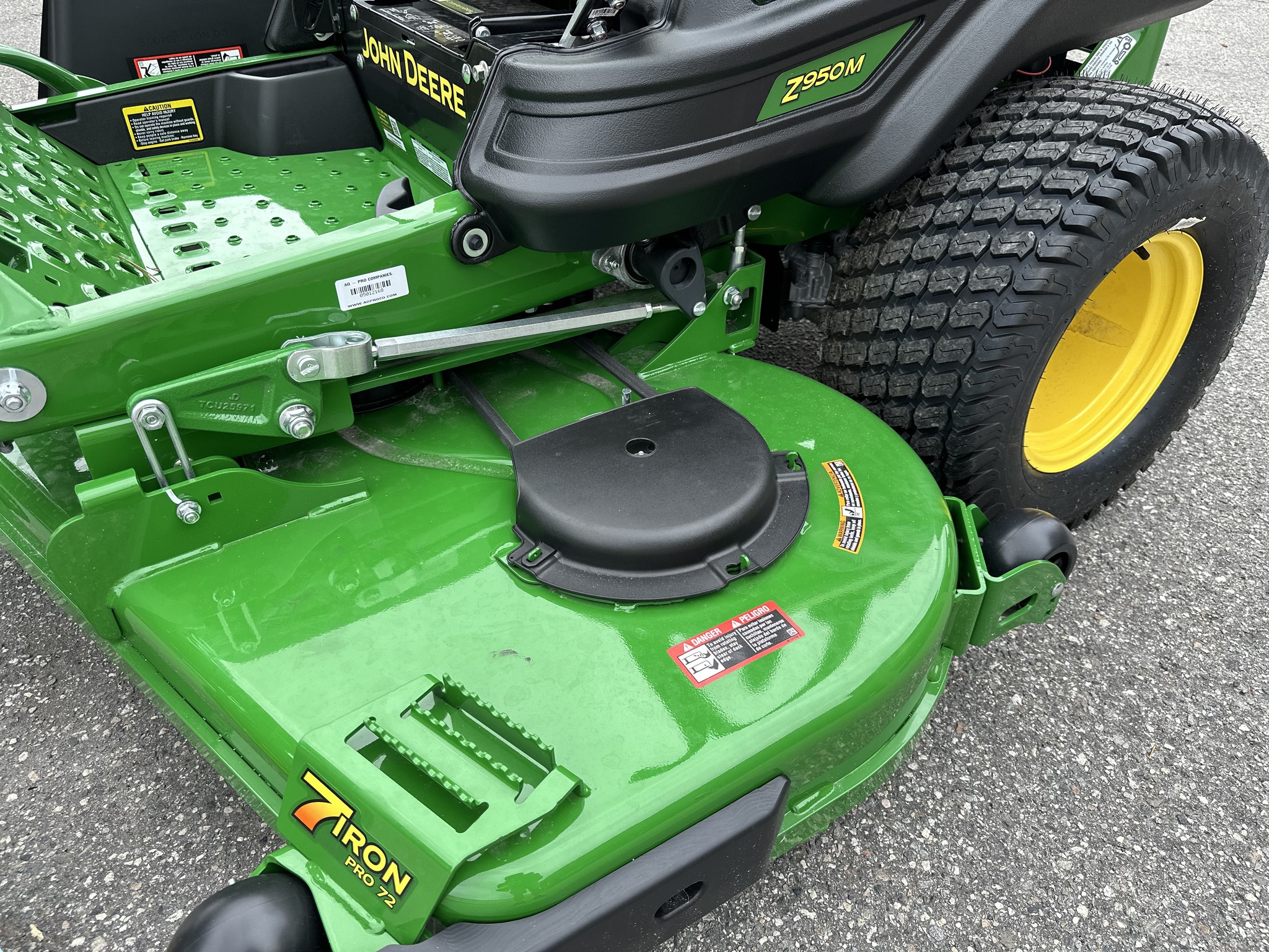 2026 John Deere Z950M 72