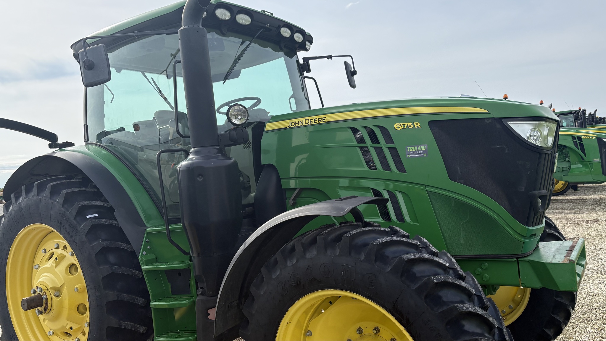 2016 John Deere 6175R Image 13