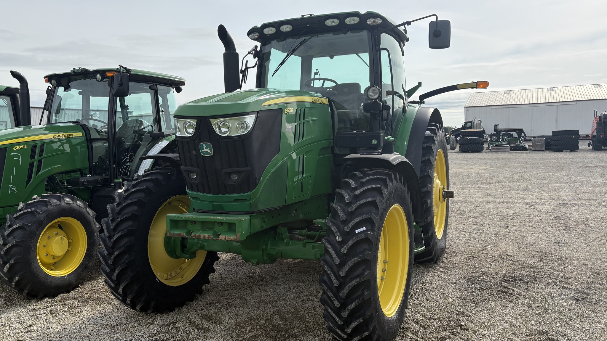 2016 John Deere 6175R Image 11