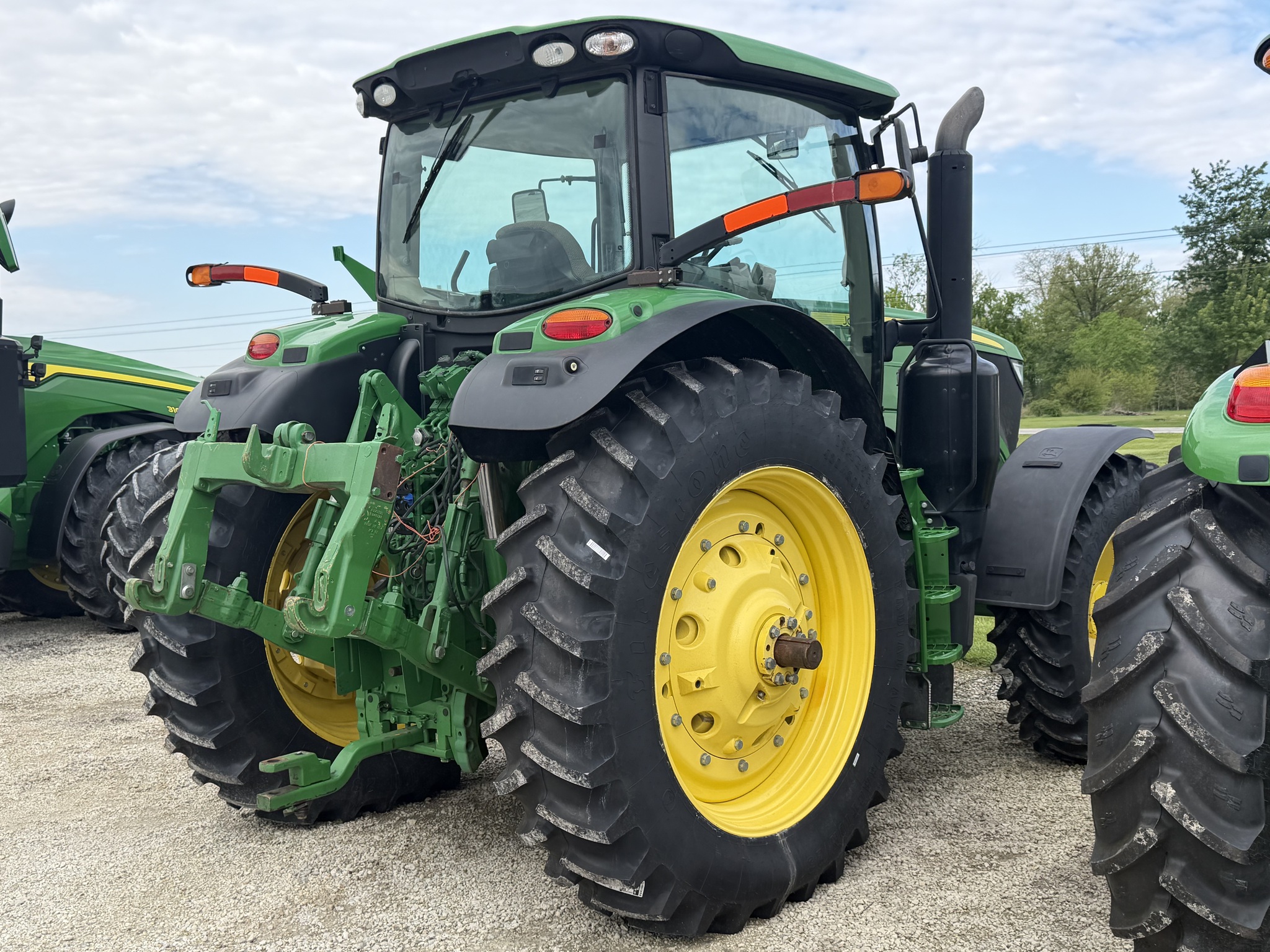 2016 John Deere 6175R Image 5