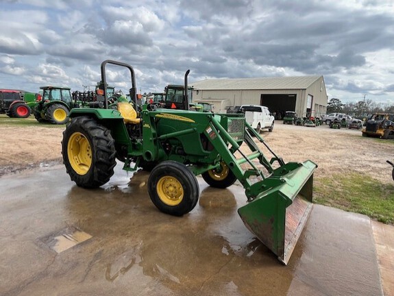 2011 John Deere 5055D Photo 1