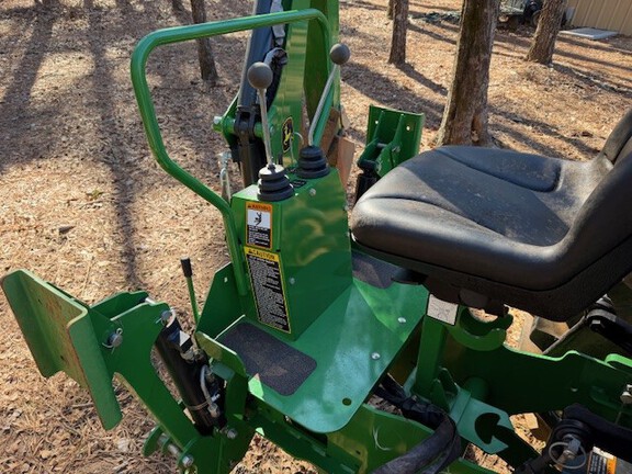 2019 John Deere 370B Photo 4