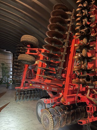 2012 Kuhn-Krause 8000