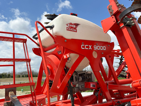 2012 Kuhn-Krause 8000