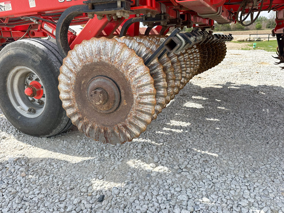 2012 Kuhn-Krause 8000