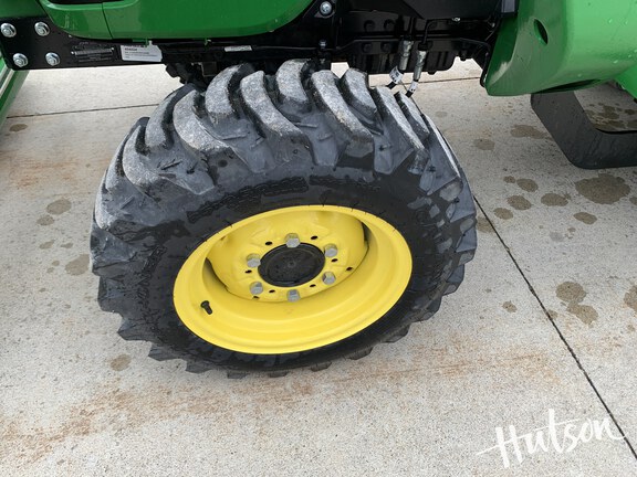 Photo of 2022 John Deere 3032E
