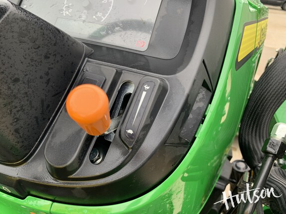 Photo of 2022 John Deere 3032E