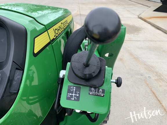 Photo of 2022 John Deere 3032E