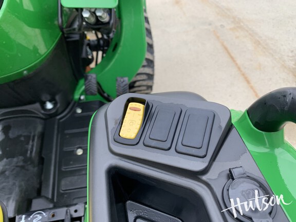 Photo of 2022 John Deere 3032E