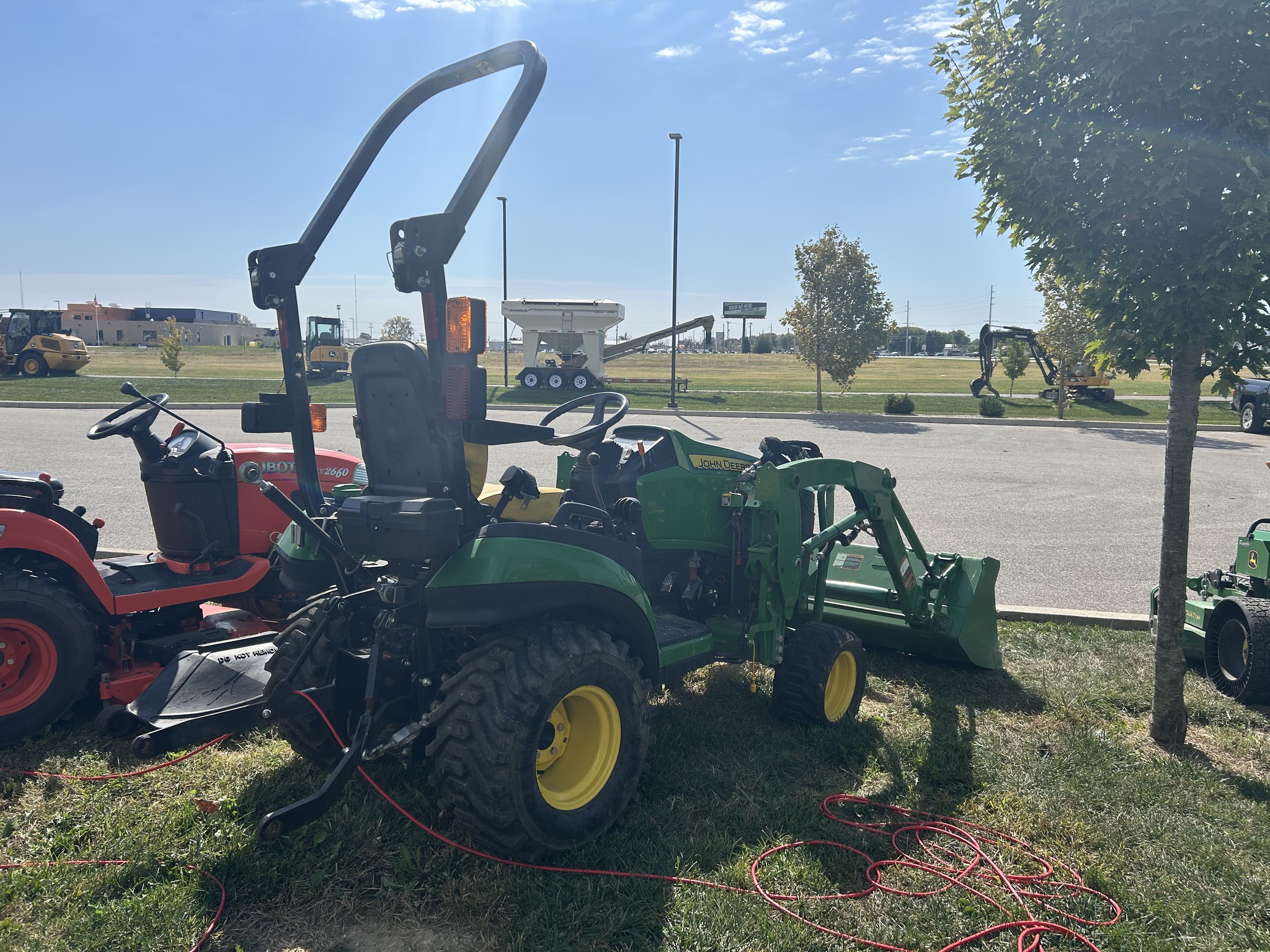Used 2023 John Deere 1025R Compact Utility Tractors at Koenig Equipment in Franklin, IN - PhotoXL3
