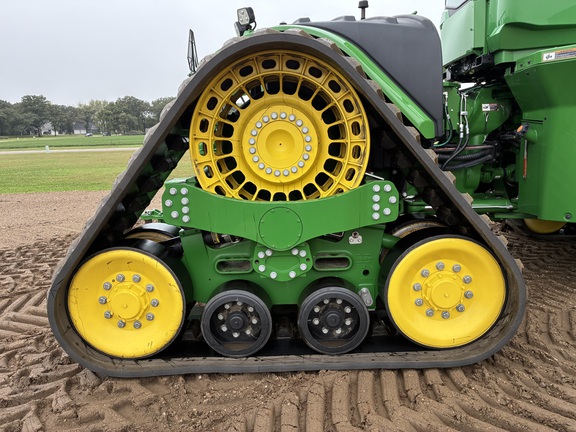 2025 John Deere 9RX 640 - Photo17