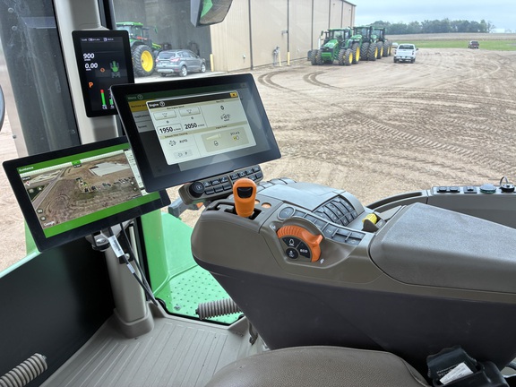 2025 John Deere 9RX 640 - Photo34