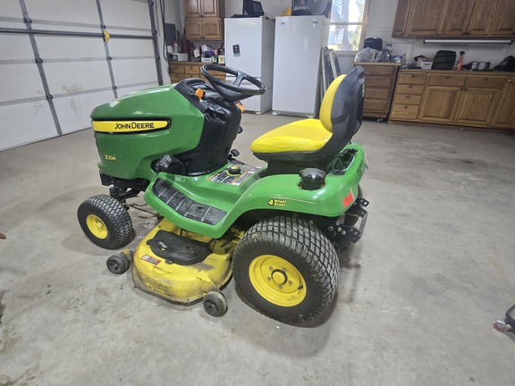  John Deere X324
