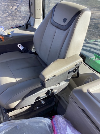 2025 John Deere 9RX 590 - Photo19