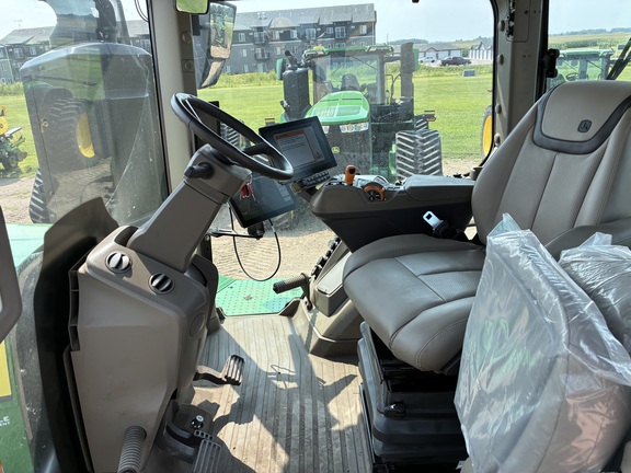 2025 John Deere 9RX 590 - Photo25