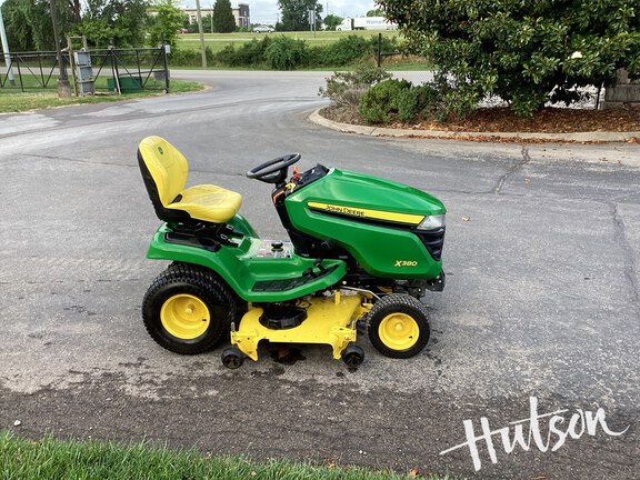 Photo of 2022 John Deere X380