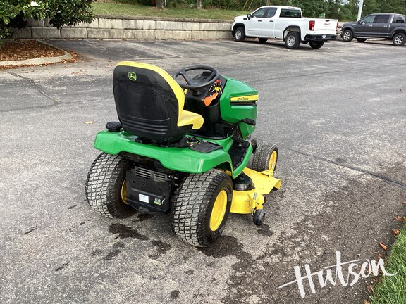 Photo of 2022 John Deere X380