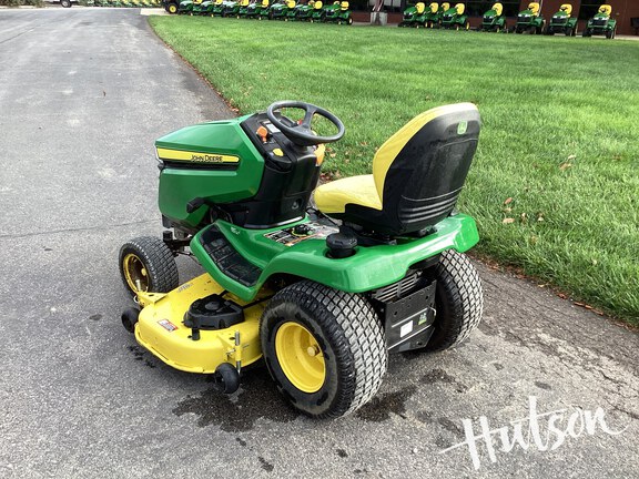 Photo of 2022 John Deere X380