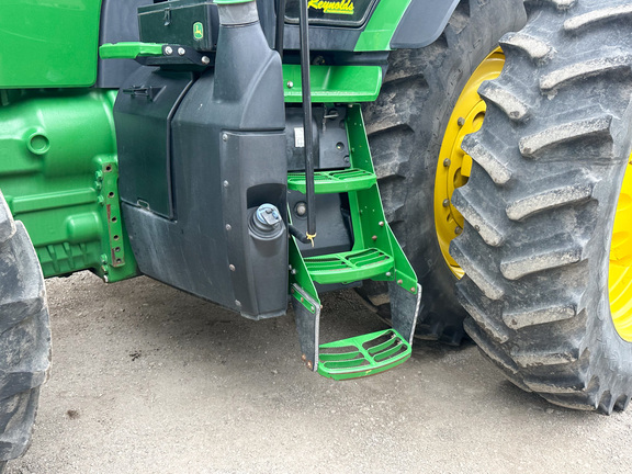 2018 John-Deere 8400R