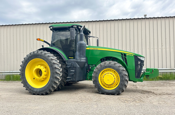 2018 John-Deere 8400R