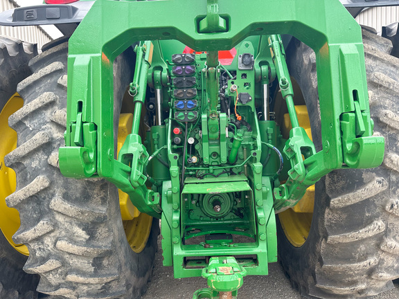 2018 John-Deere 8400R