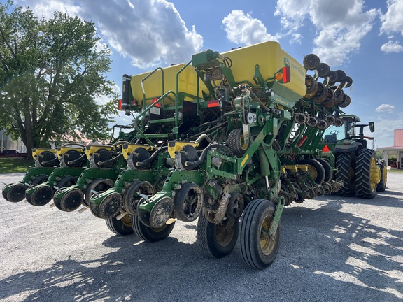 Photo of 2024 John Deere 1795
