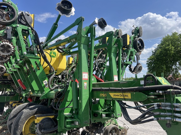 Photo of 2024 John Deere 1795