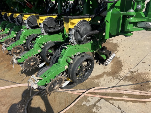 Photo of 2024 John Deere 1795
