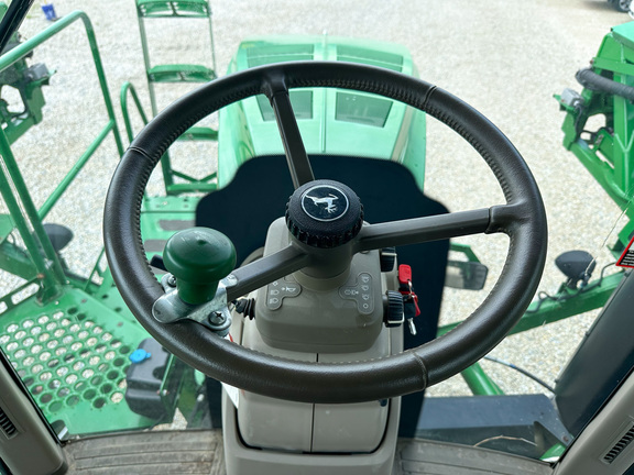 2015 John-Deere R4030
