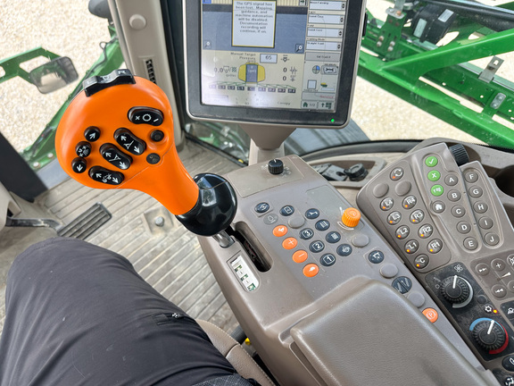 2015 John-Deere R4030