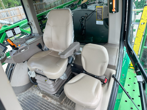 2015 John-Deere R4030