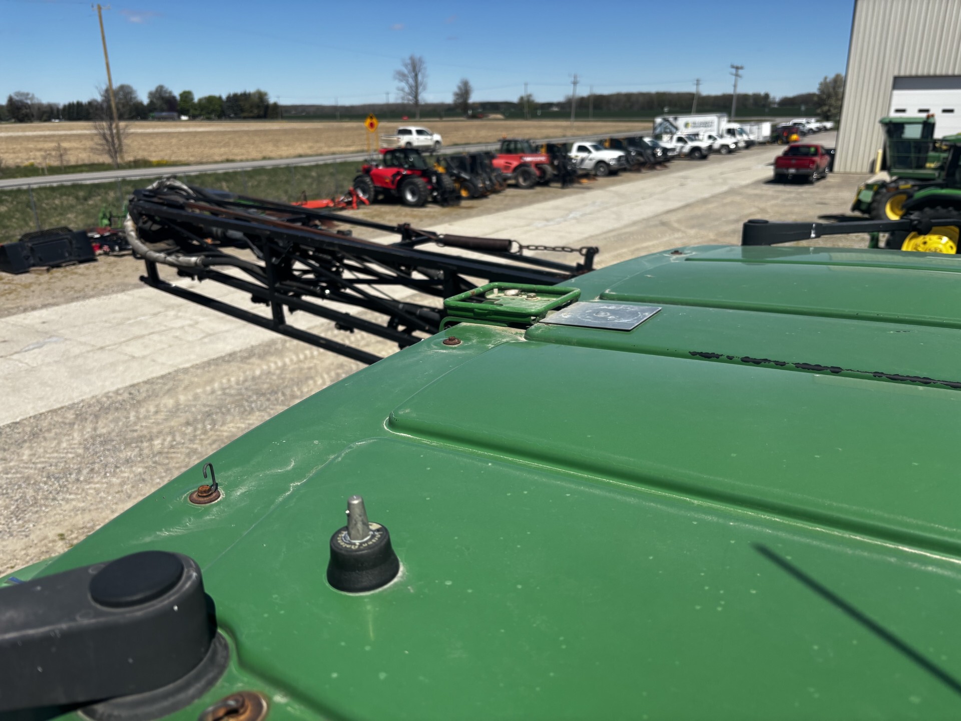 2002 John Deere 4710 Image 14