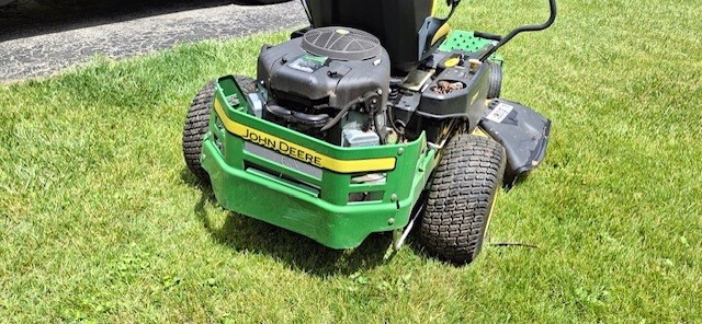 Used 2021 John Deere Z345M Zero Turn Mowers at Koenig Equipment in Greensburg, IN - PhotoXL2