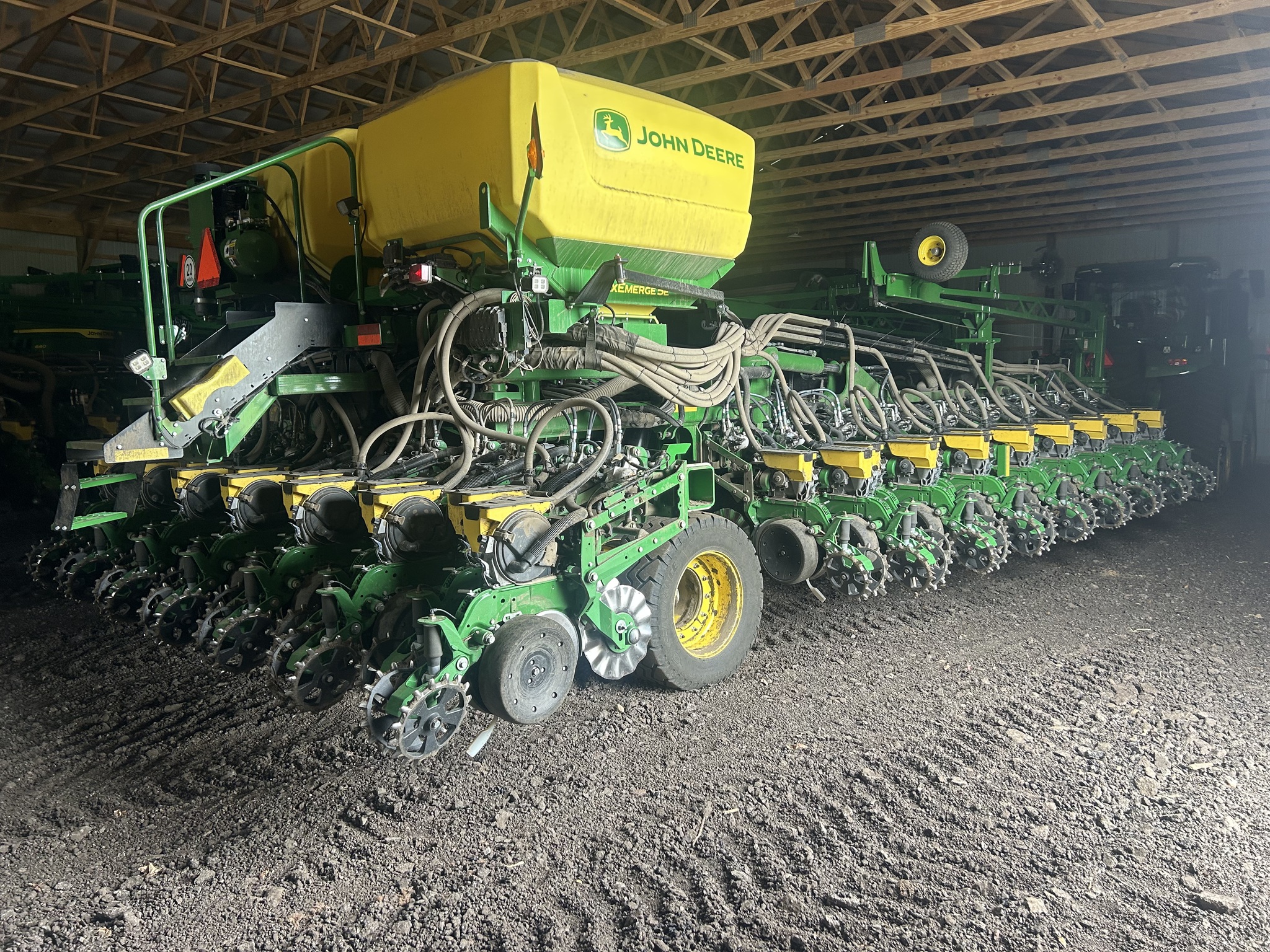 2023 John Deere DB60 Image 9