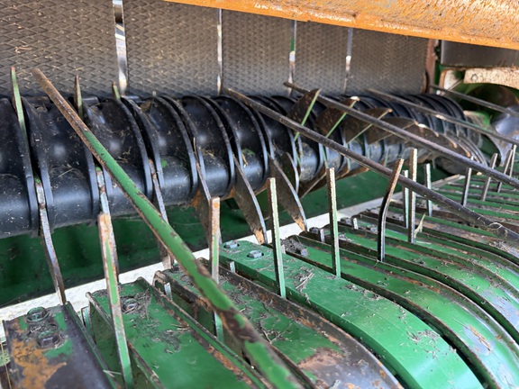 2020 John Deere 560M - Photo24