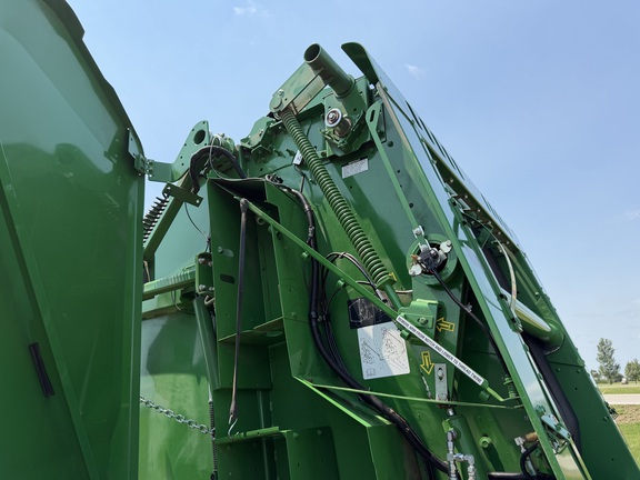 2020 John Deere 560M - Photo26