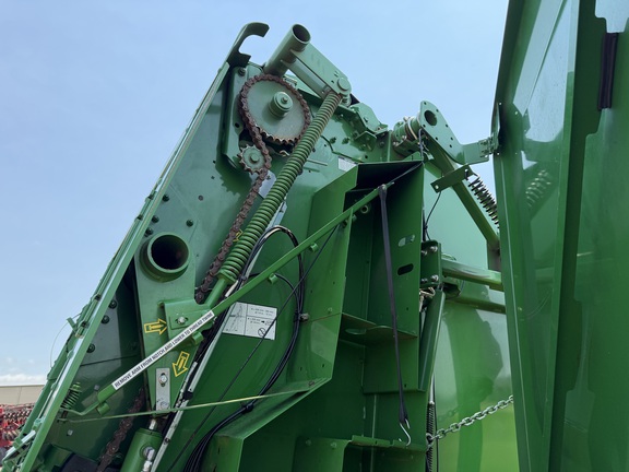 2020 John Deere 560M - Photo28