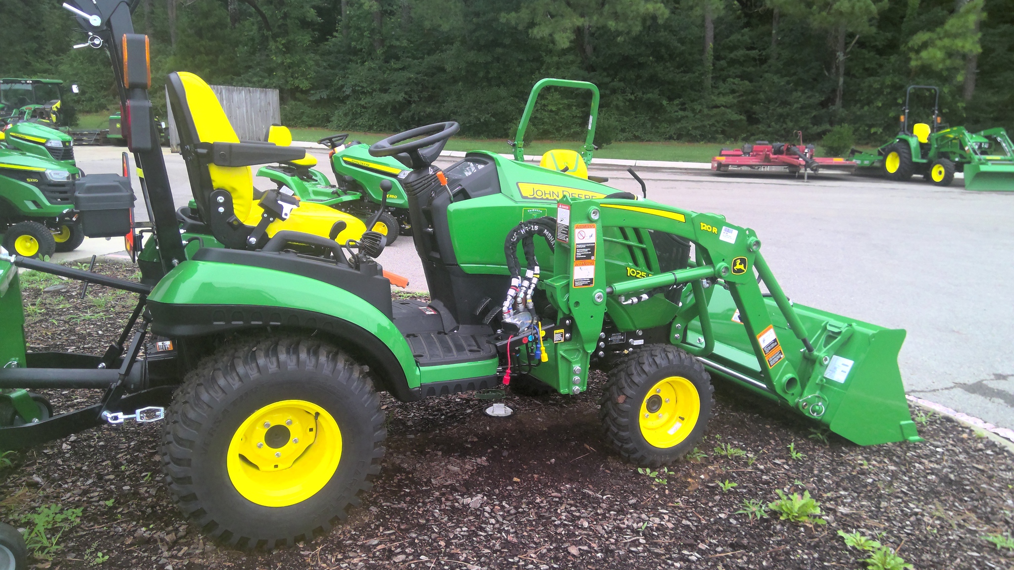 2026 John Deere 1025R