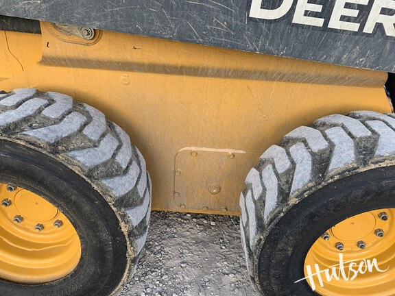 Photo of 2022 John Deere 324G