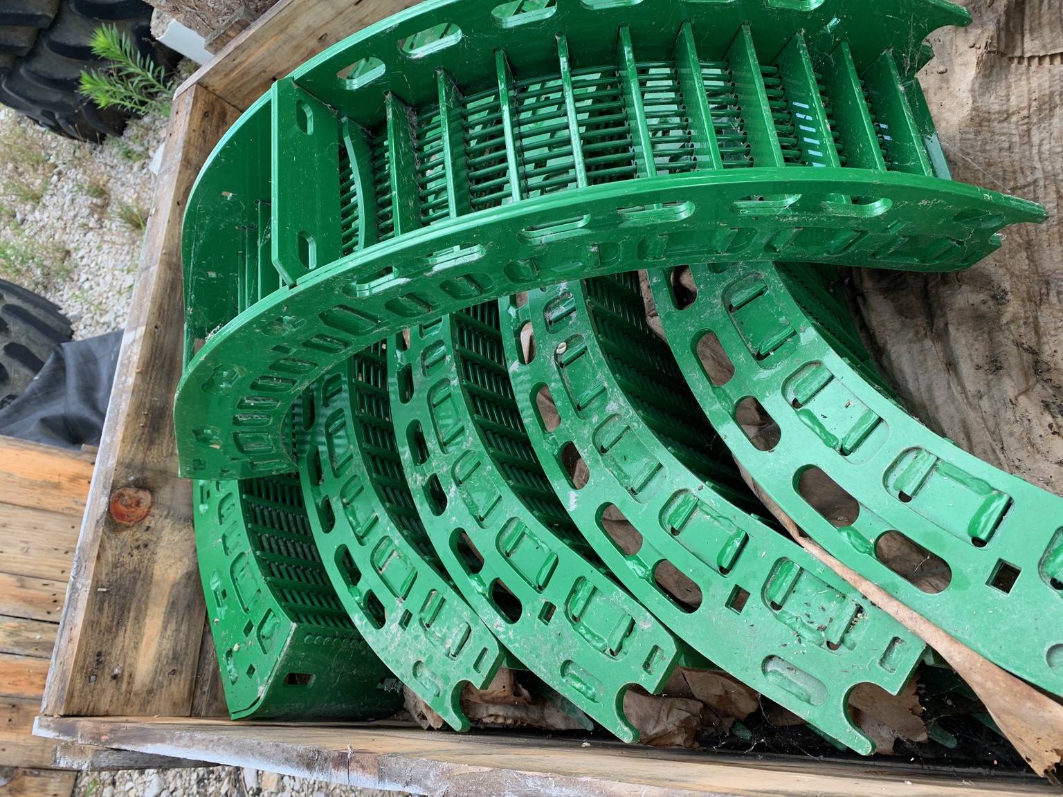 John Deere AXE108906