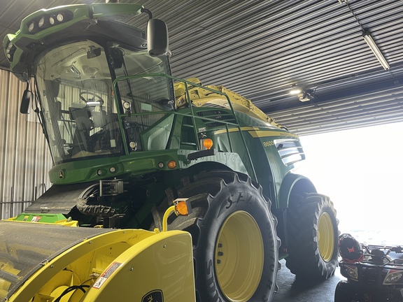 Photo of 2016 John Deere 8600