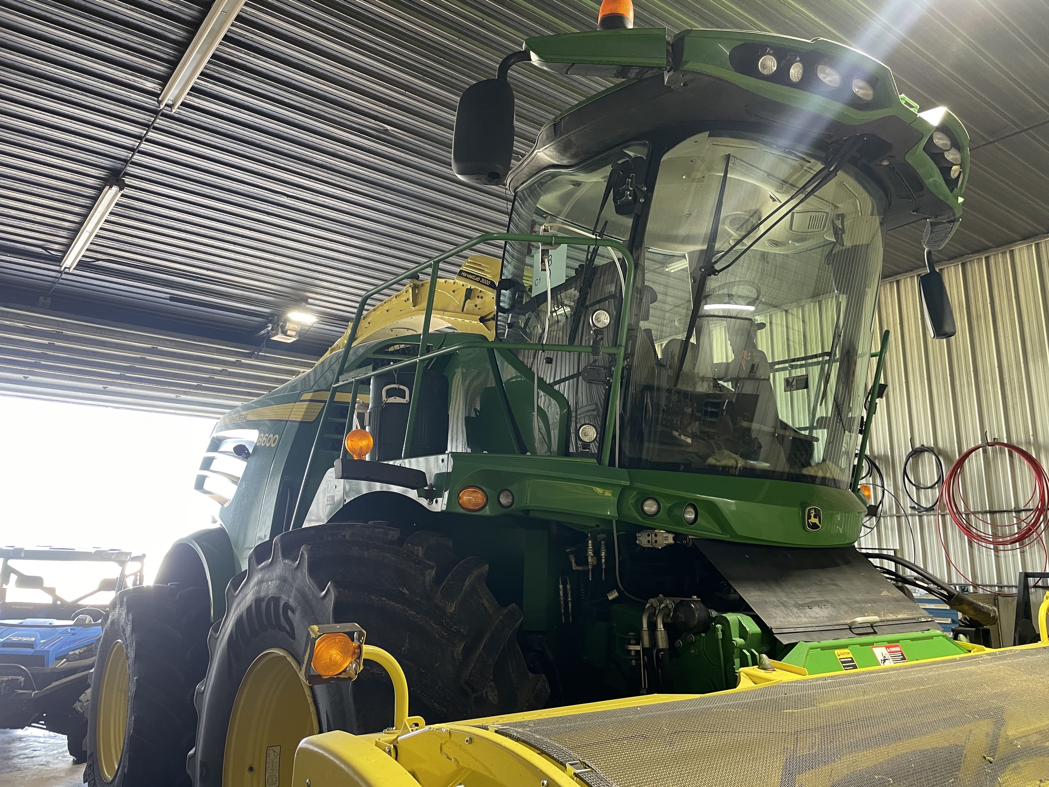2016 John Deere 8600