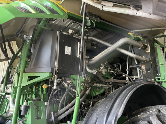 Photo of 2016 John Deere 8600