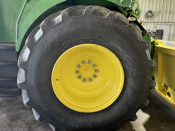 Photo of 2016 John Deere 8600