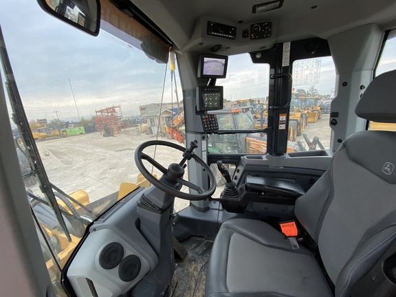 2023 John Deere 524 P
