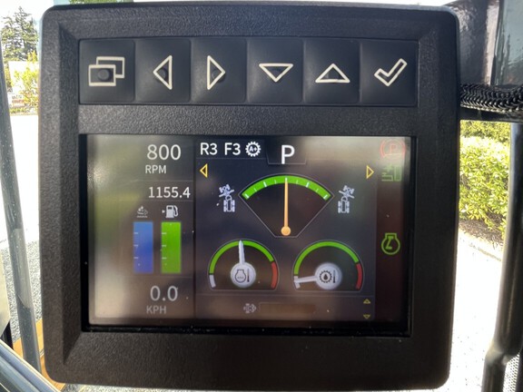 2025 John Deere 872G