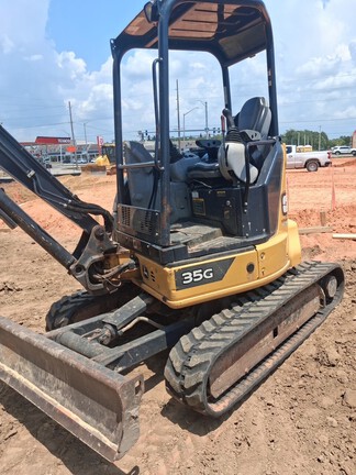 2023 John Deere 35G