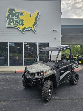 2025 John Deere XUV590M