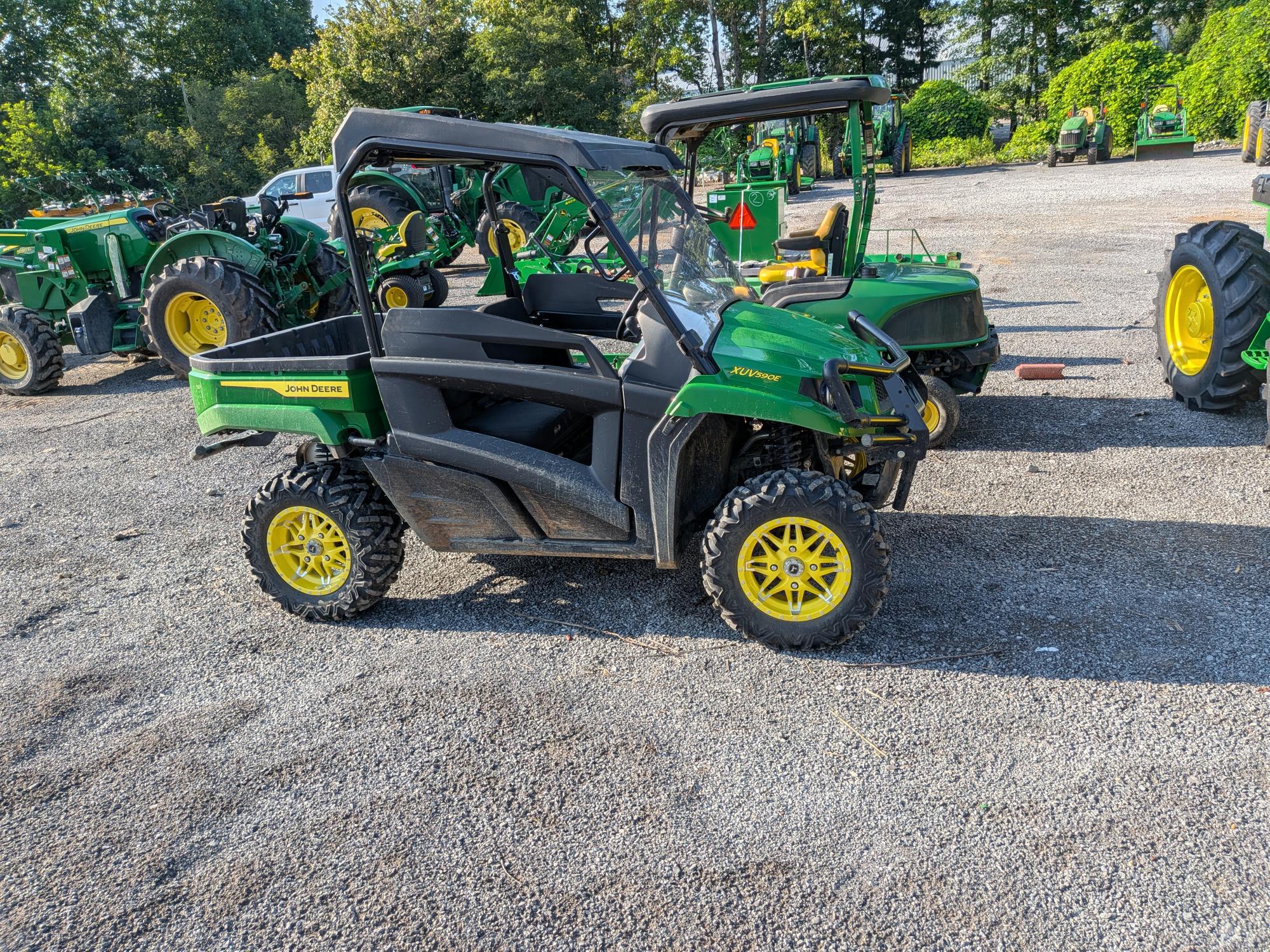 2023 John Deere XUV 590E